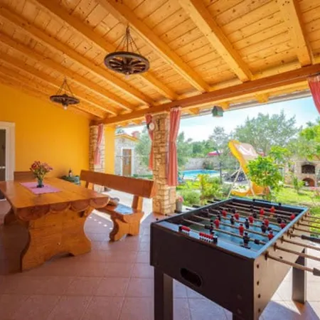 Luna Holiday home *